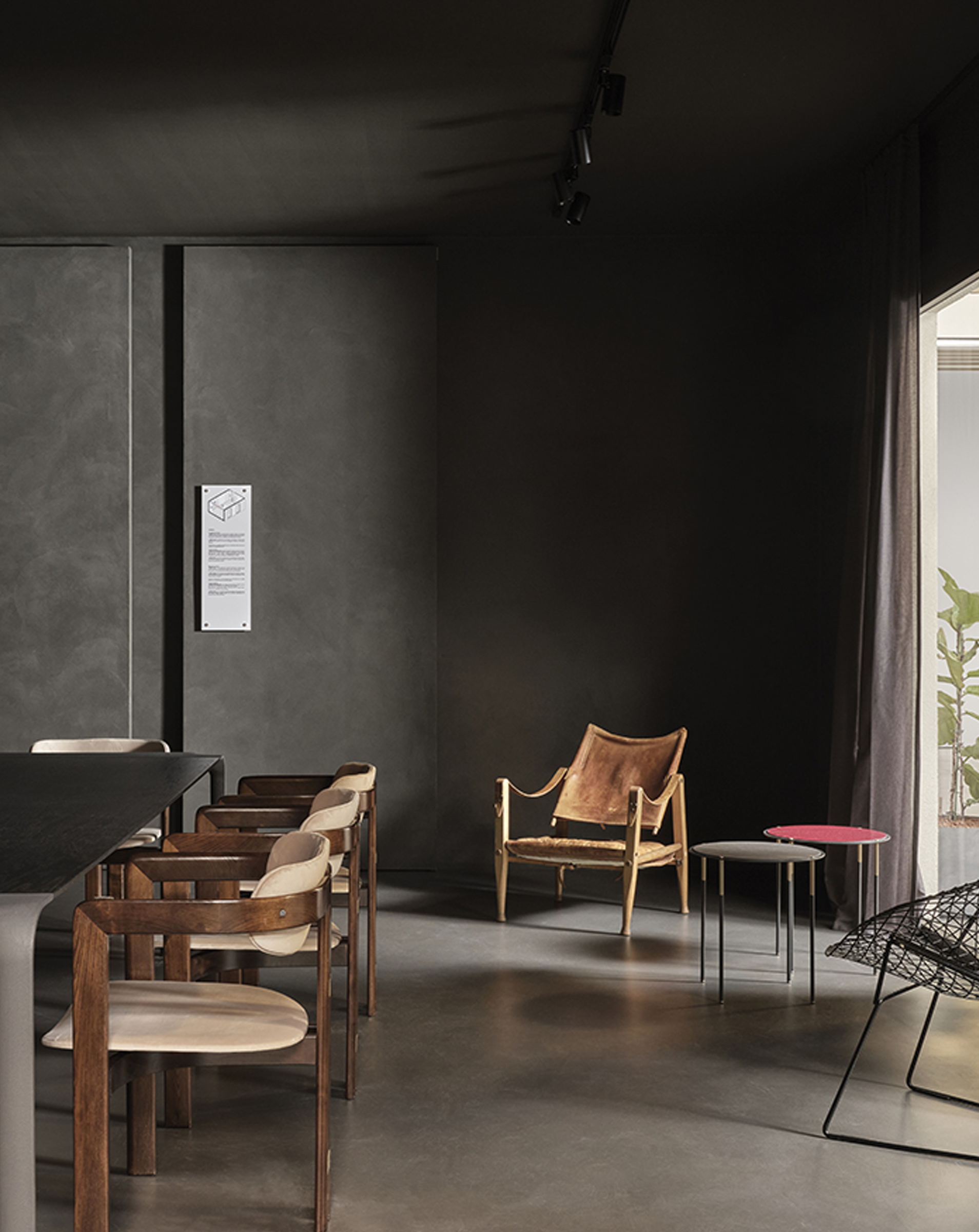 SUITE DE SALLE D’EXPOSITION 